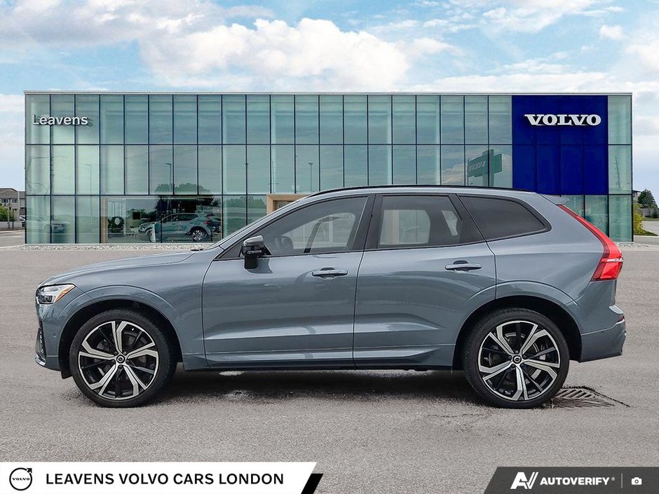 2022 Volvo XC60 R-DESIGN-2