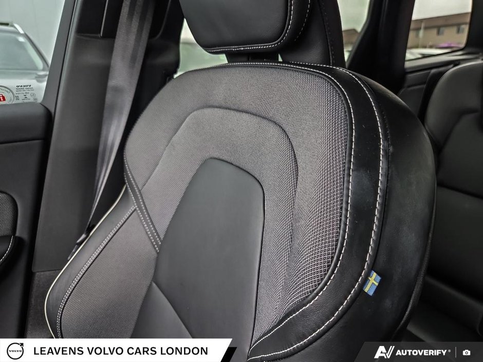 2022 Volvo XC60 R-DESIGN-19