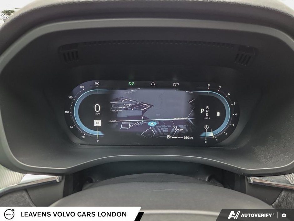 2022 Volvo XC60 R-DESIGN-14