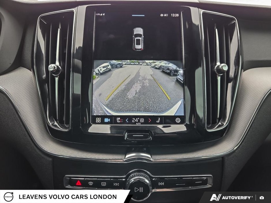 2022 Volvo XC60 R-DESIGN-18