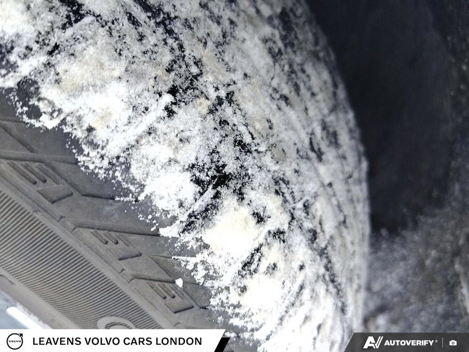 2022 Volvo XC60 INSCRIPTION-6