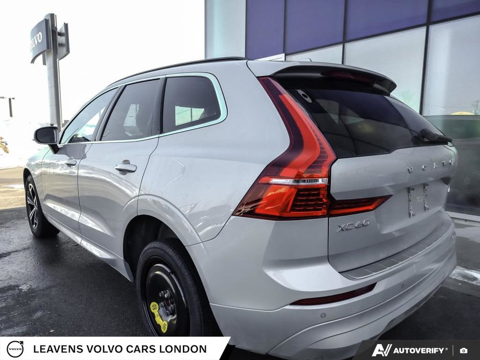 2022 Volvo XC60 MOMENTUM-10