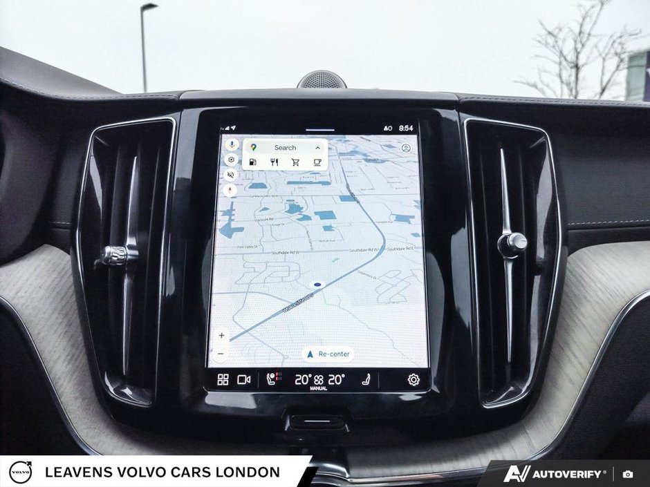 2022 Volvo XC60 INSCRIPTION-28