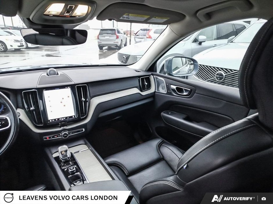 2022 Volvo XC60 INSCRIPTION-24
