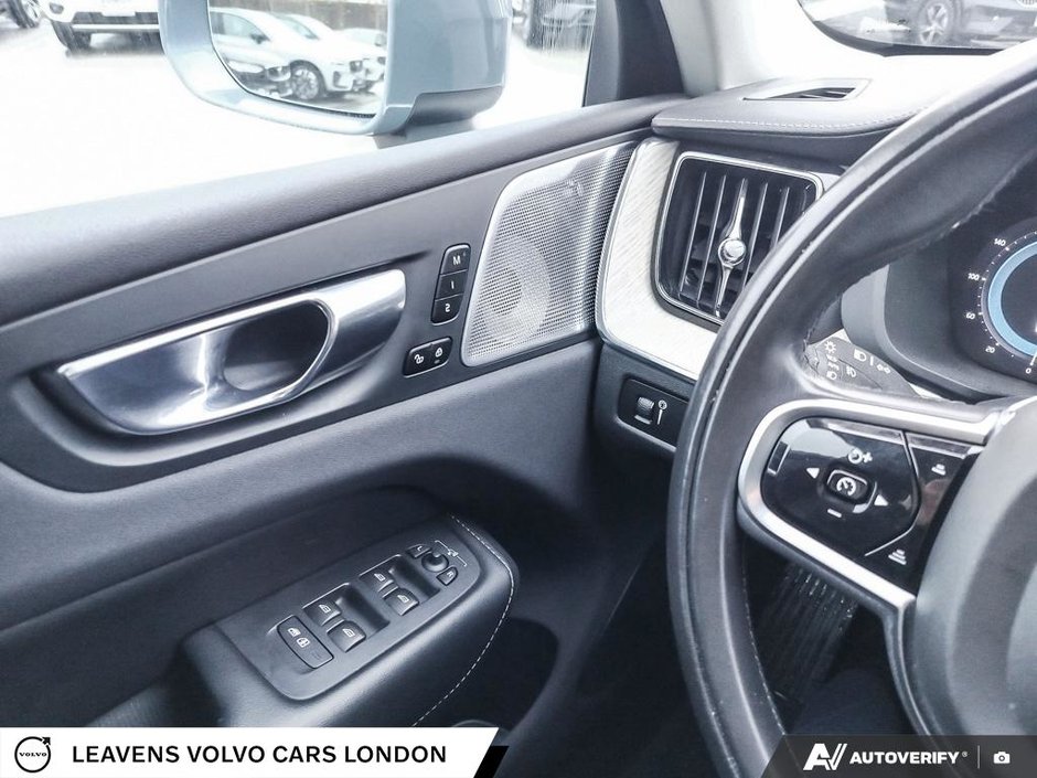 2022 Volvo XC60 INSCRIPTION-16