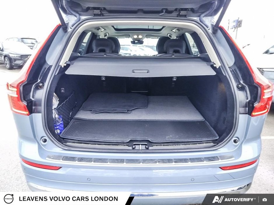 2022 Volvo XC60 INSCRIPTION-11