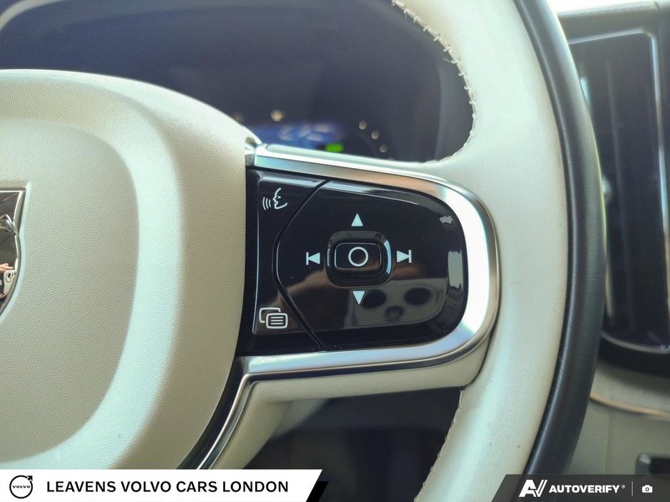 2022 Volvo XC60 INSCRIPTION-15