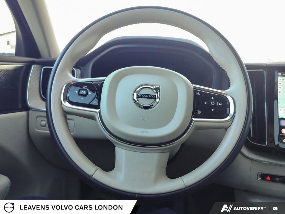 2022 Volvo XC60 INSCRIPTION-13