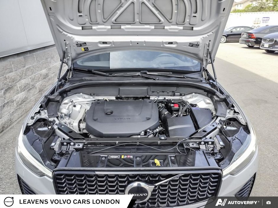 2022 Volvo XC60 R-DESIGN-9