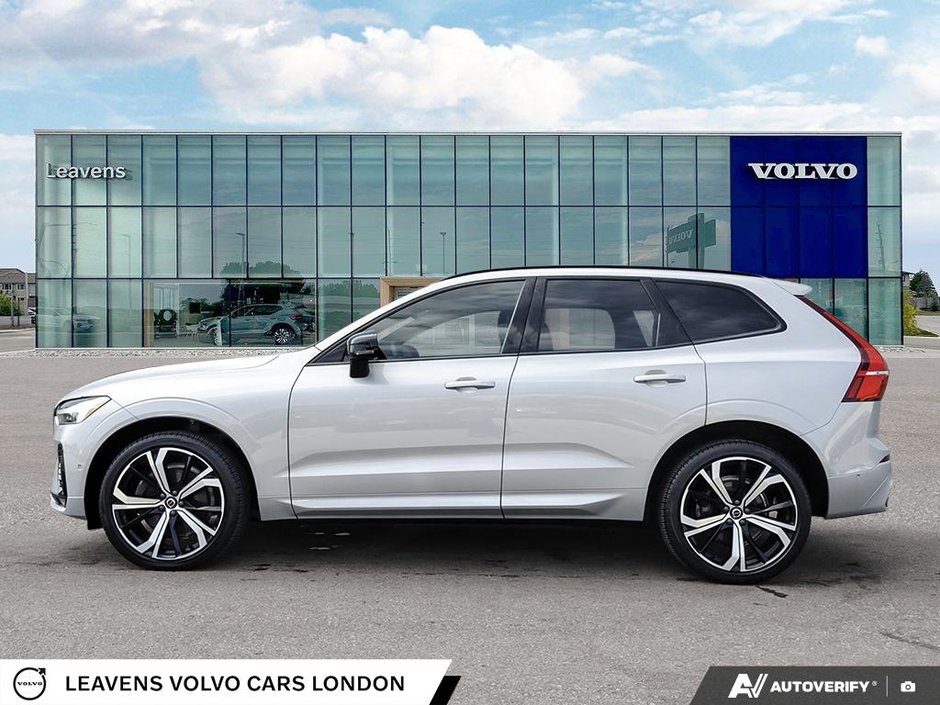 2022 Volvo XC60 R-DESIGN-2