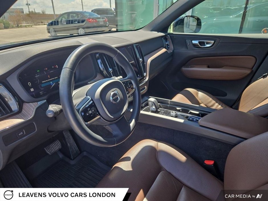 2023 Volvo XC60 PLUS DARK THEME-11