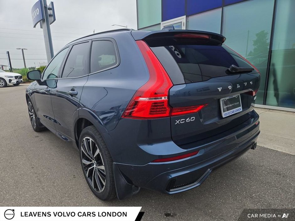 2023 Volvo XC60 PLUS DARK THEME-10