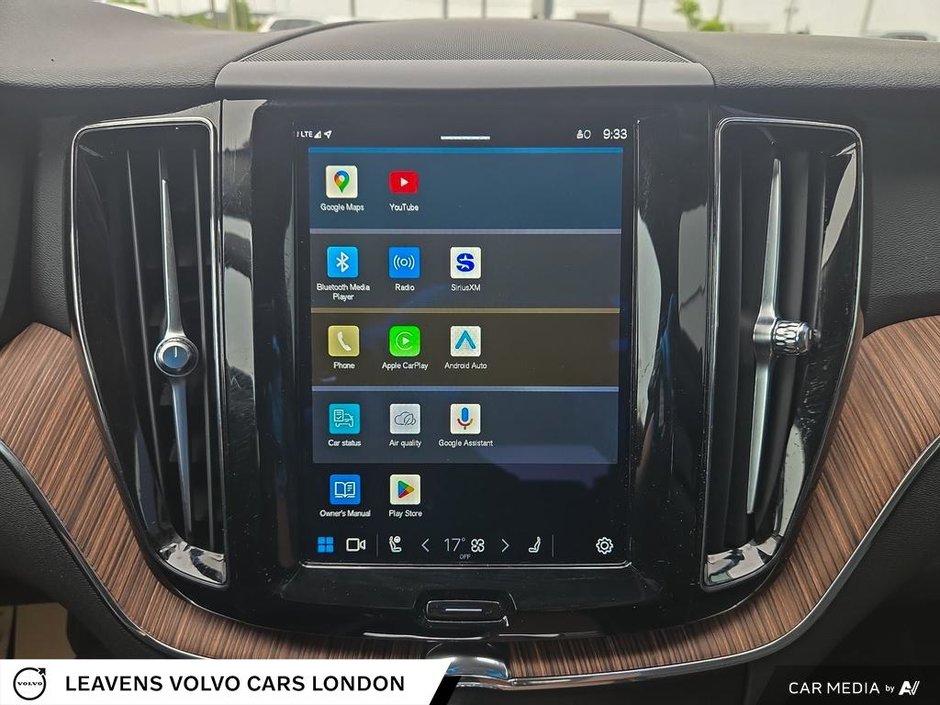 2023 Volvo XC60 PLUS DARK THEME-26