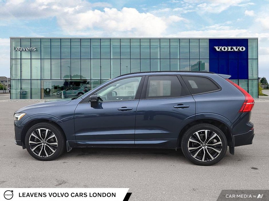 2023 Volvo XC60 PLUS DARK THEME-2