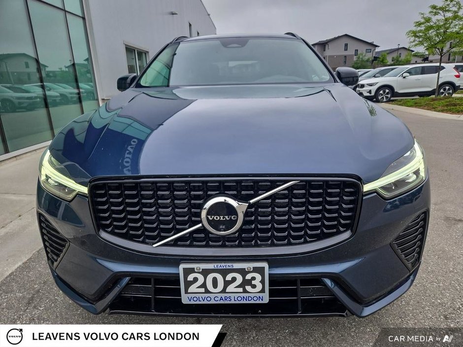 2023 Volvo XC60 PLUS DARK THEME-8