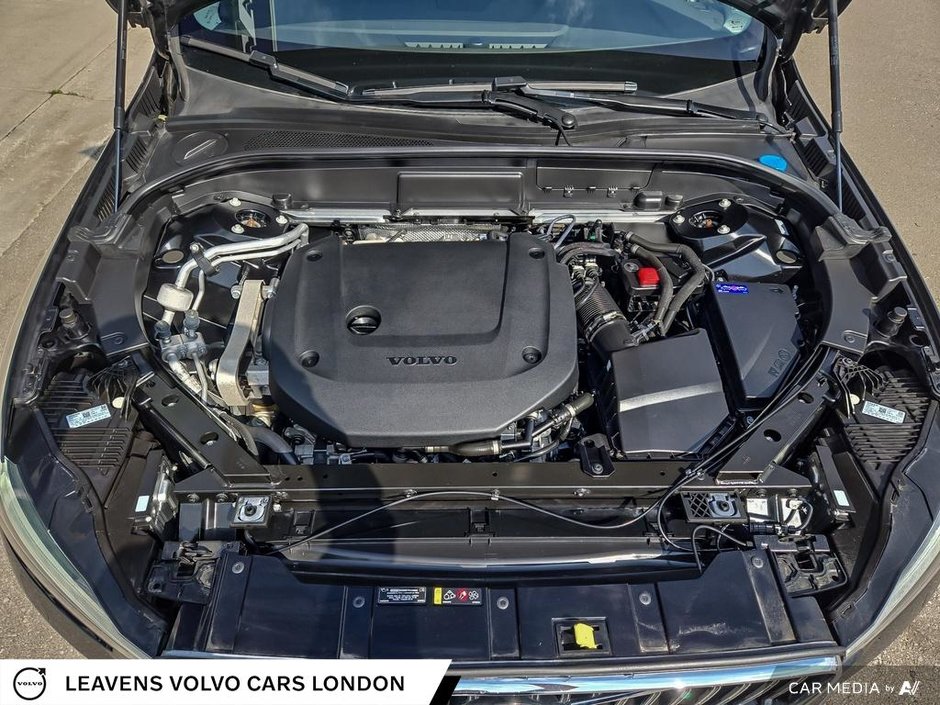 2023 Volvo XC60 PLUS BRIGHT THEME-9