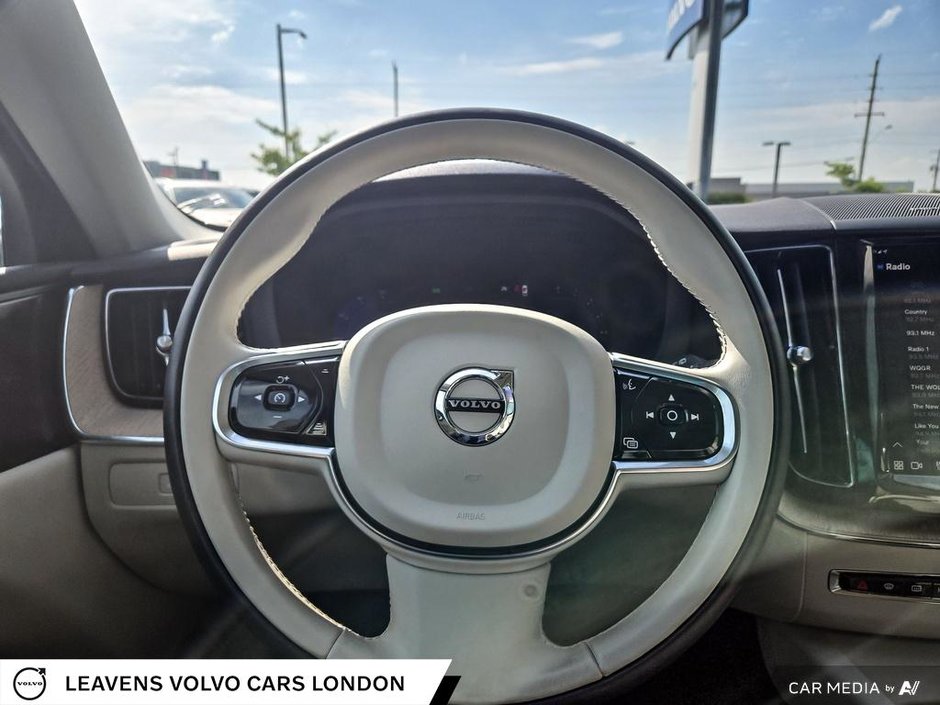 2023 Volvo XC60 PLUS BRIGHT THEME-13