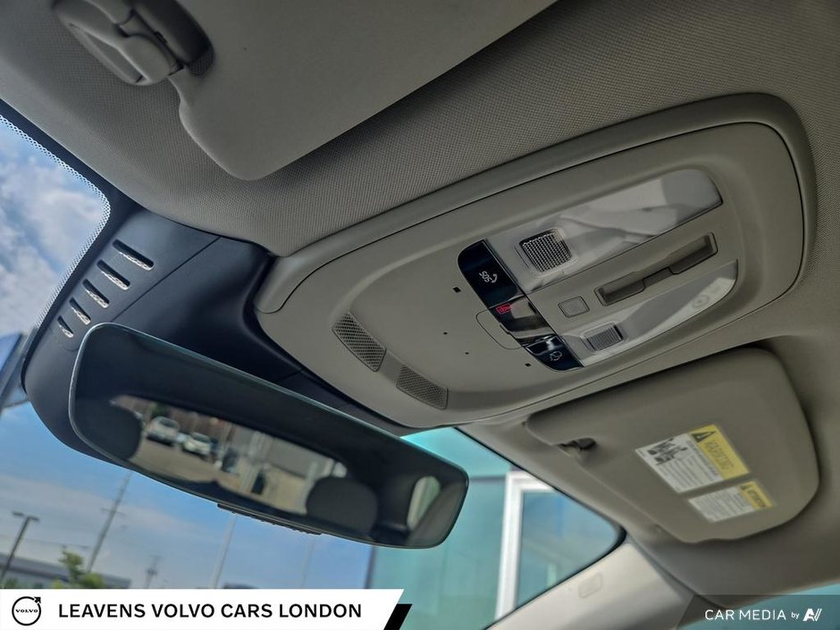 2023 Volvo XC60 PLUS BRIGHT THEME-20