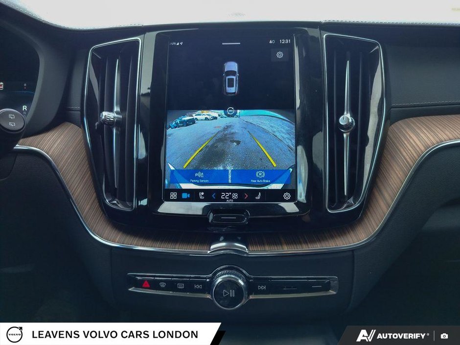 2023 Volvo XC60 ULTIMATE BRIGHT THEME-18