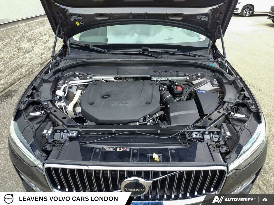 2023 Volvo XC60 ULTIMATE BRIGHT THEME-9