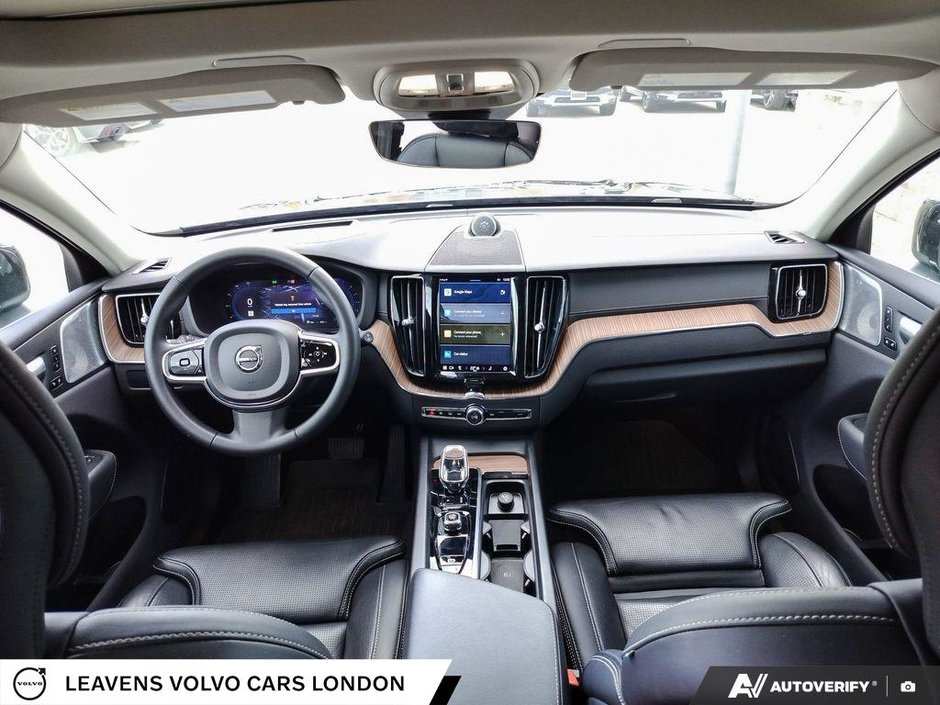 2023 Volvo XC60 ULTIMATE BRIGHT THEME-23
