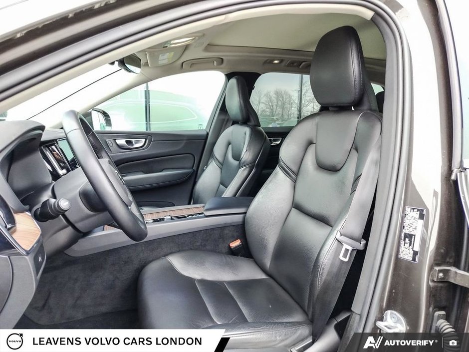 2023 Volvo XC60 PLUS BRIGHT THEME-25