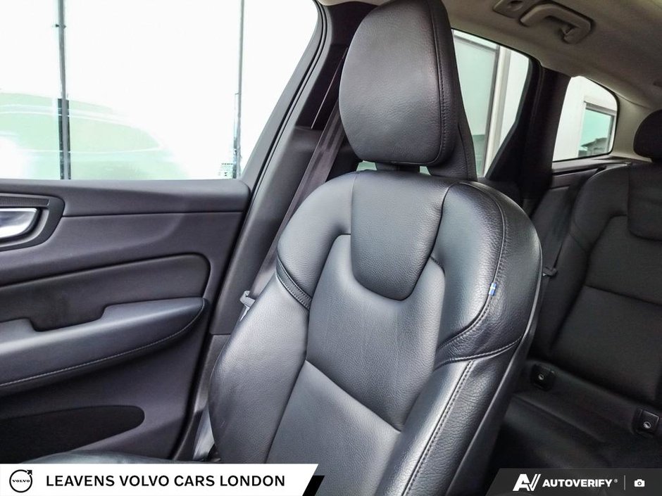 2023 Volvo XC60 PLUS BRIGHT THEME-19
