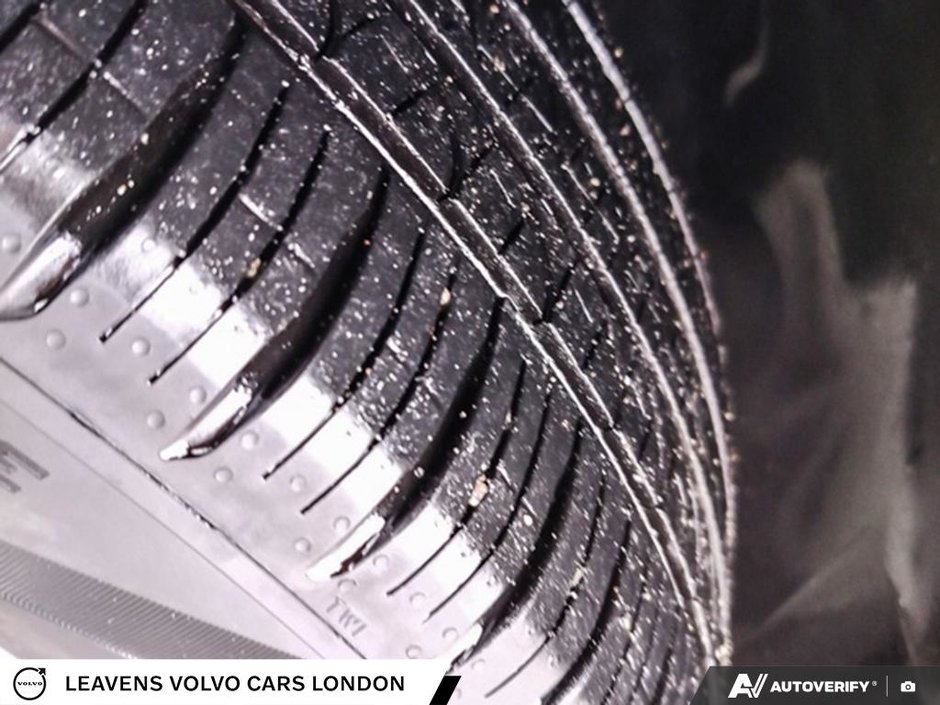 2023 Volvo XC60 PLUS BRIGHT THEME-6