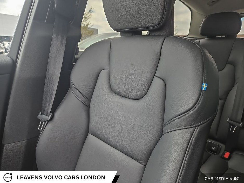 2024 Volvo XC60 PLUS DARK THEME-19