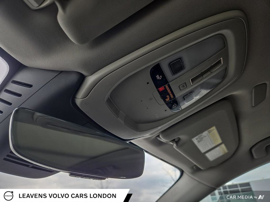2024 Volvo XC60 PLUS DARK THEME-20