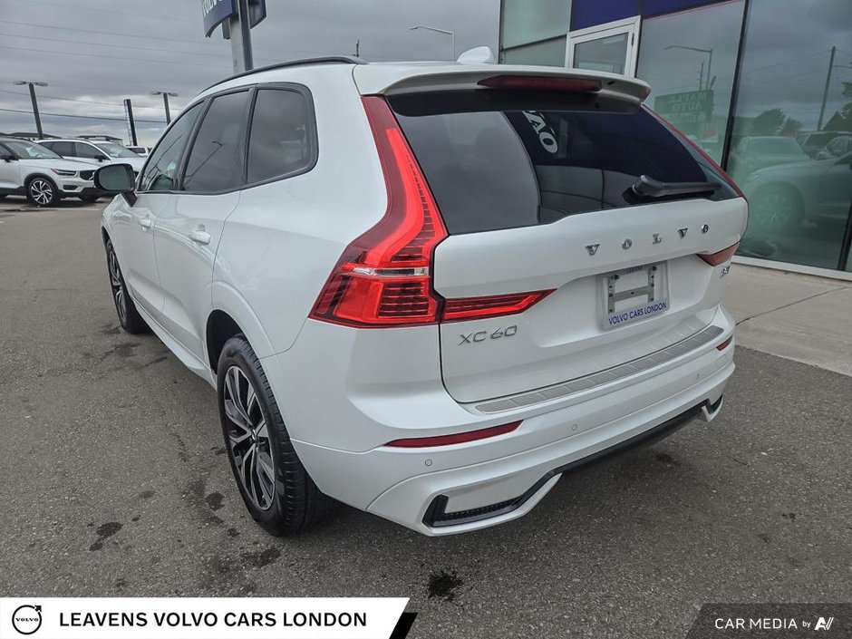 2024 Volvo XC60 CORE DARK THEME-10