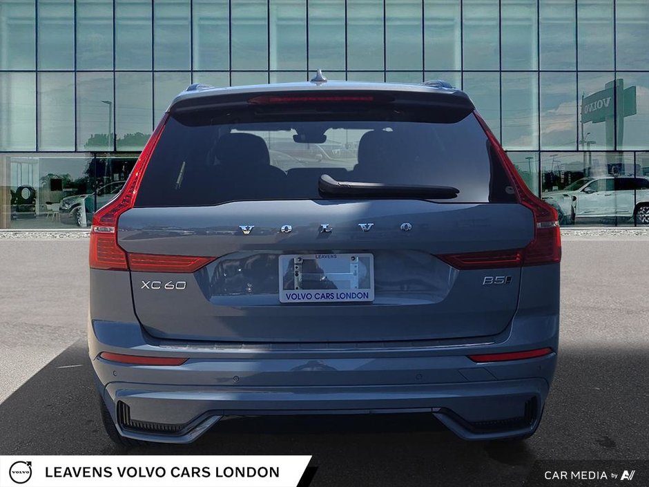 2024 Volvo XC60 CORE DARK THEME-4