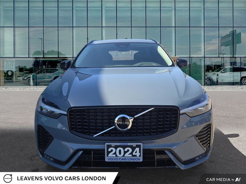 2024 Volvo XC60 CORE DARK THEME-1