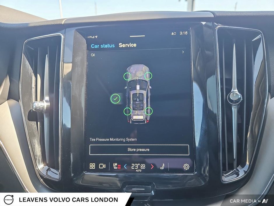 2024 Volvo XC60 CORE DARK THEME-28