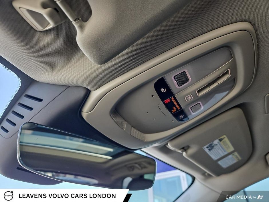 2024 Volvo XC60 CORE DARK THEME-20