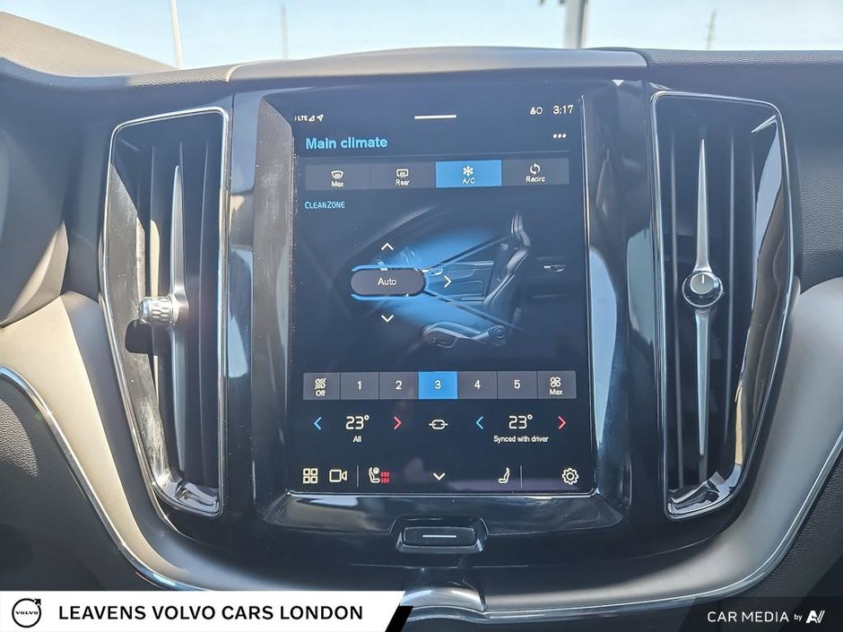 2024 Volvo XC60 CORE DARK THEME-29