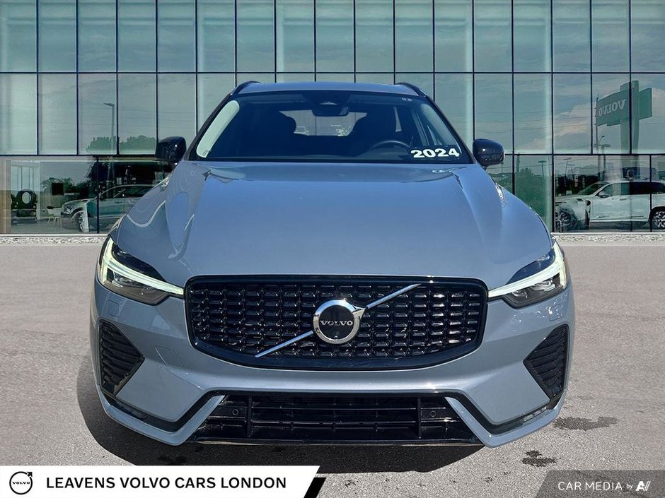 2024 Volvo XC60 PLUS DARK THEME-1