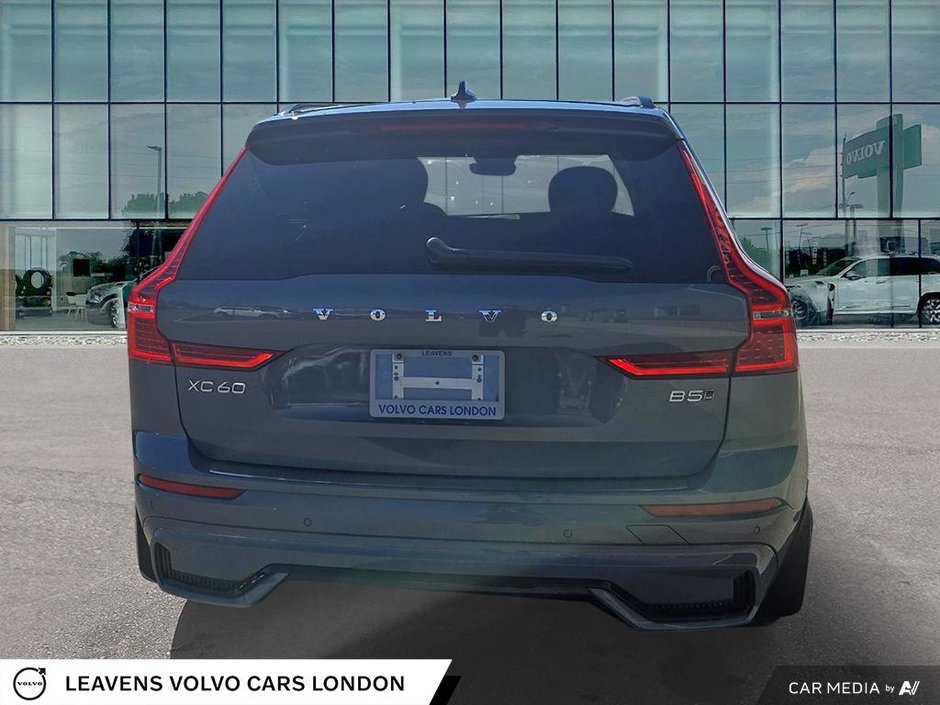 2024 Volvo XC60 PLUS DARK THEME-4
