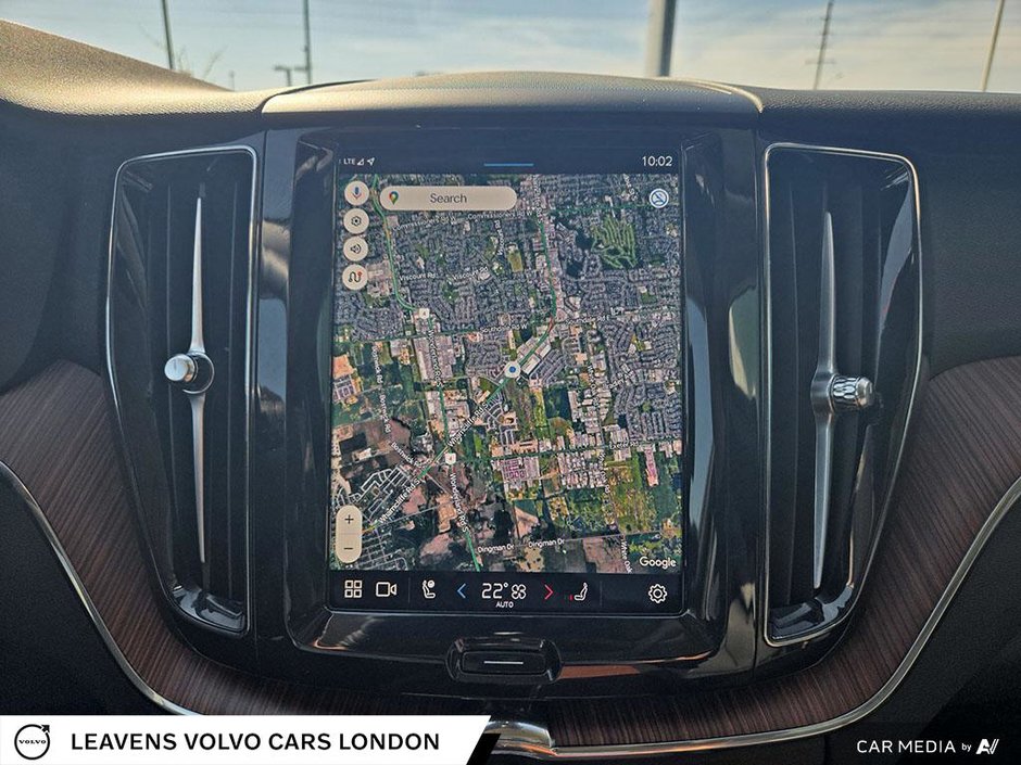 2024 Volvo XC60 PLUS DARK THEME-19