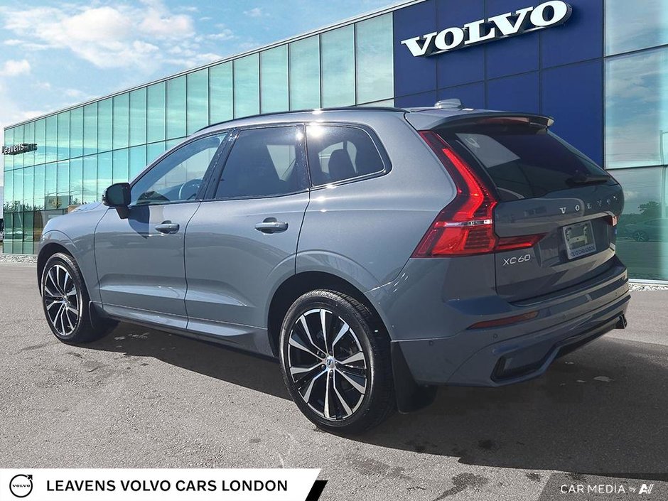 2024 Volvo XC60 PLUS DARK THEME-3