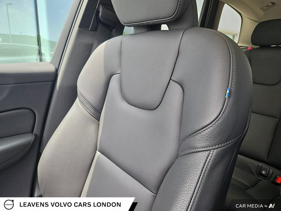 2024 Volvo XC60 PLUS DARK THEME-25