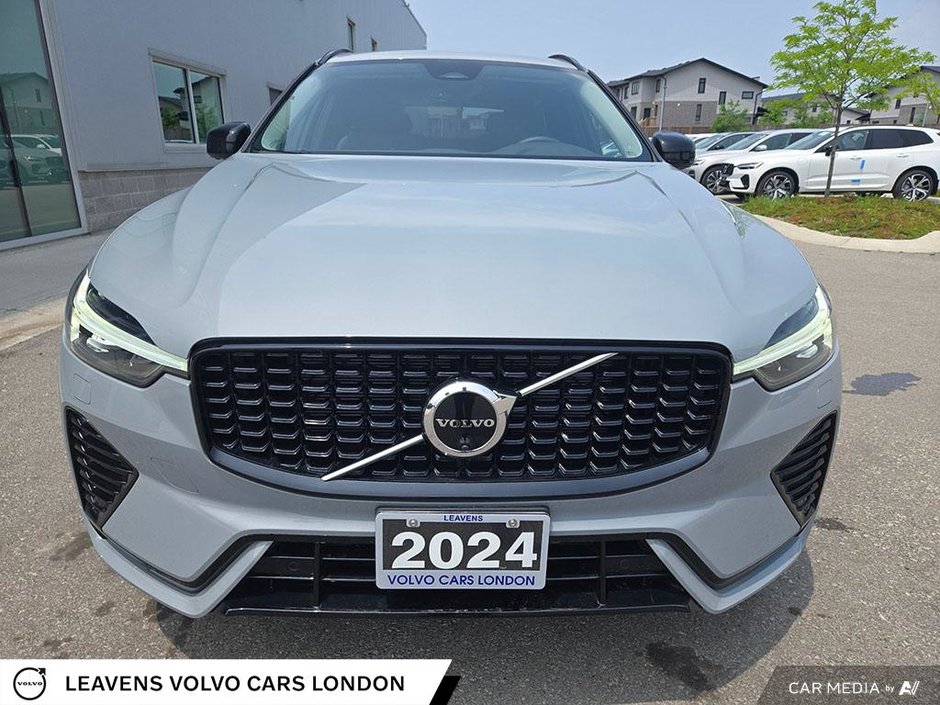 2024 Volvo XC60 PLUS DARK THEME-8