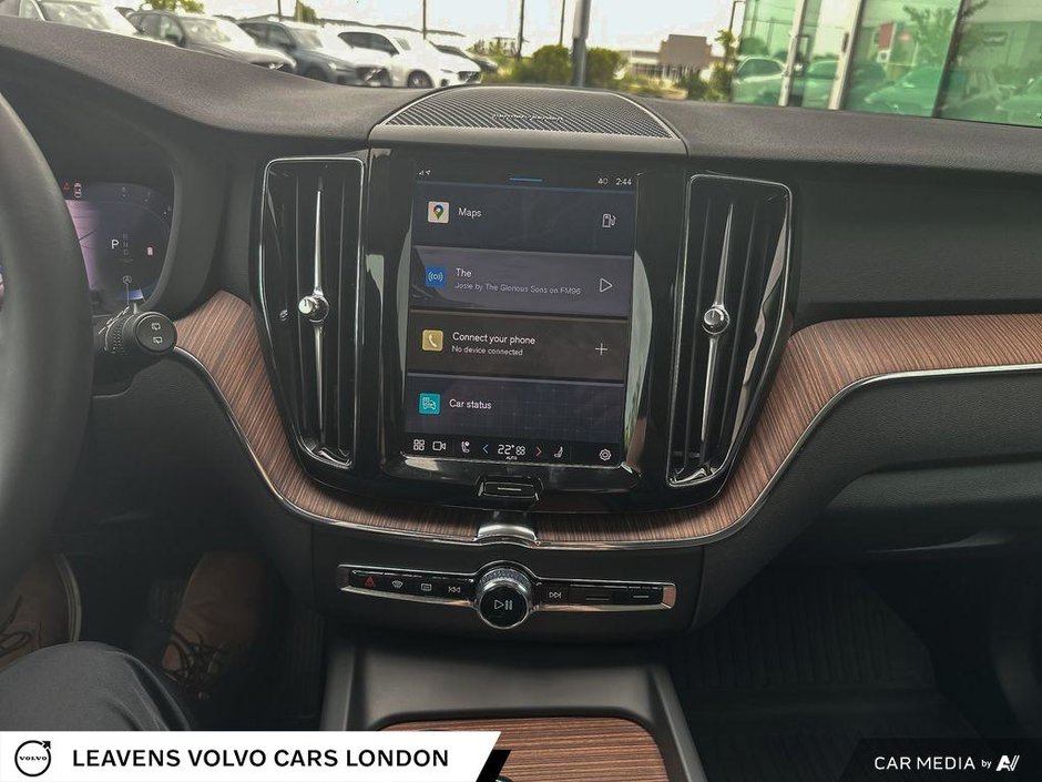 2024 Volvo XC60 PLUS DARK THEME-18