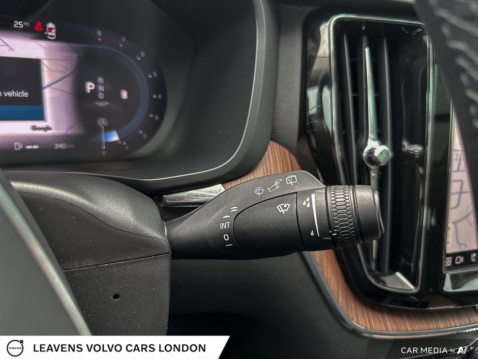 2024 Volvo XC60 PLUS DARK THEME-29