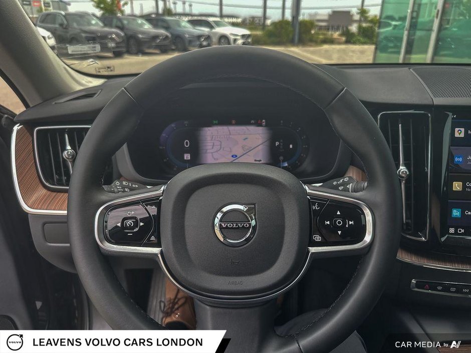 2024 Volvo XC60 PLUS DARK THEME-13