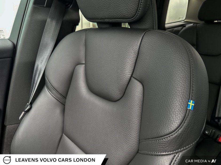 2024 Volvo XC60 PLUS DARK THEME-19