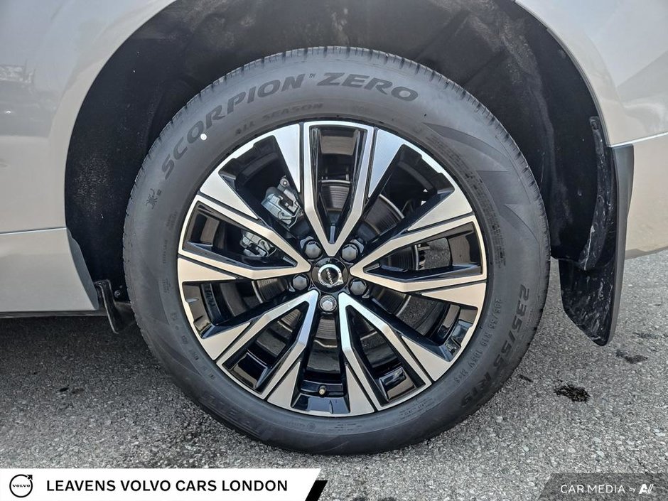 2024 Volvo XC60 PLUS DARK THEME-5