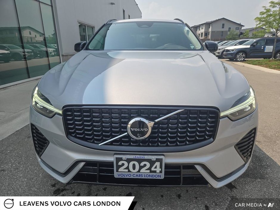 2024 Volvo XC60 PLUS DARK THEME-8