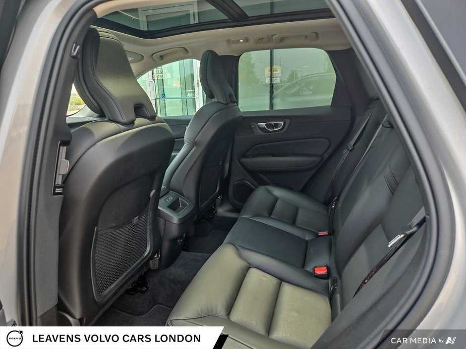 2024 Volvo XC60 PLUS DARK THEME-22