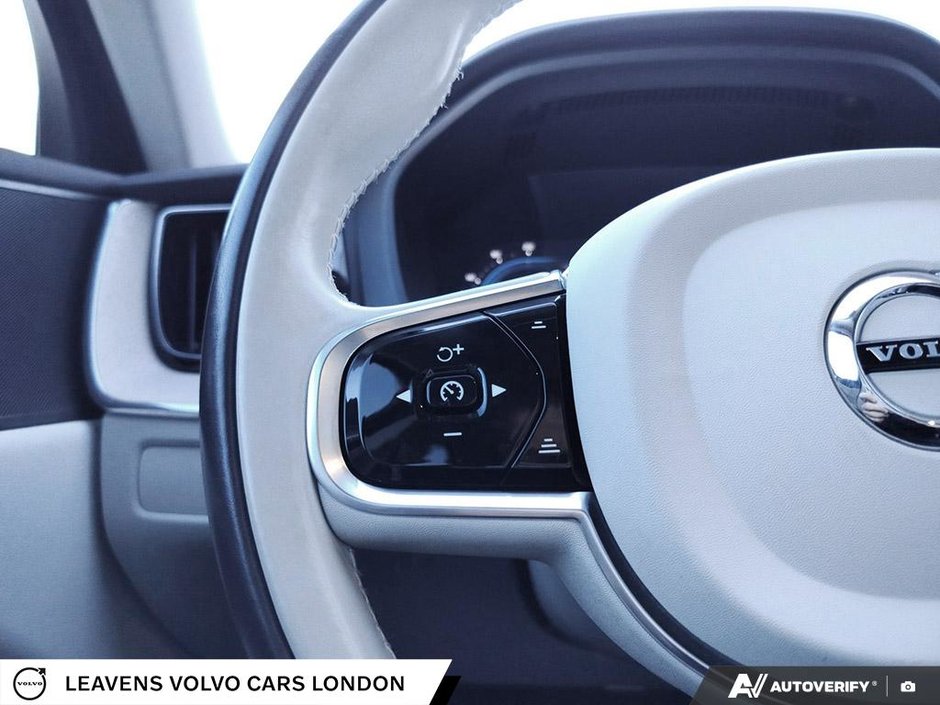 2024 Volvo XC60 PLUS DARK THEME-17